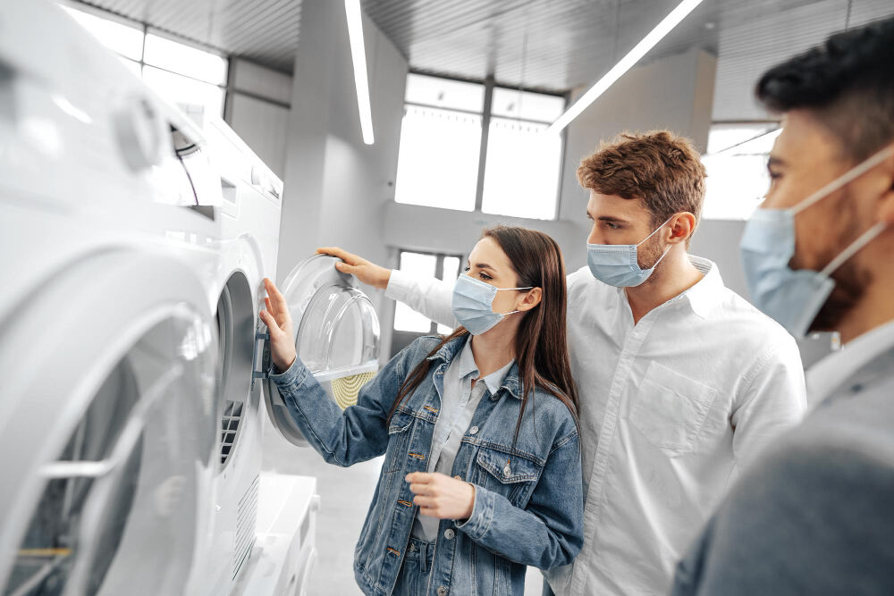 People learning new laundry technology